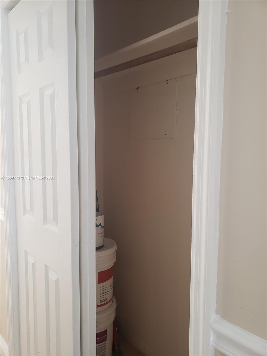 1450 Atlantic Shores Blvd 118, Hallandale Beach, Florida 33009, 2 Bedrooms Bedrooms, ,2 BathroomsBathrooms,Residentiallease,For Rent,1450 Atlantic Shores Blvd 118,A11568773