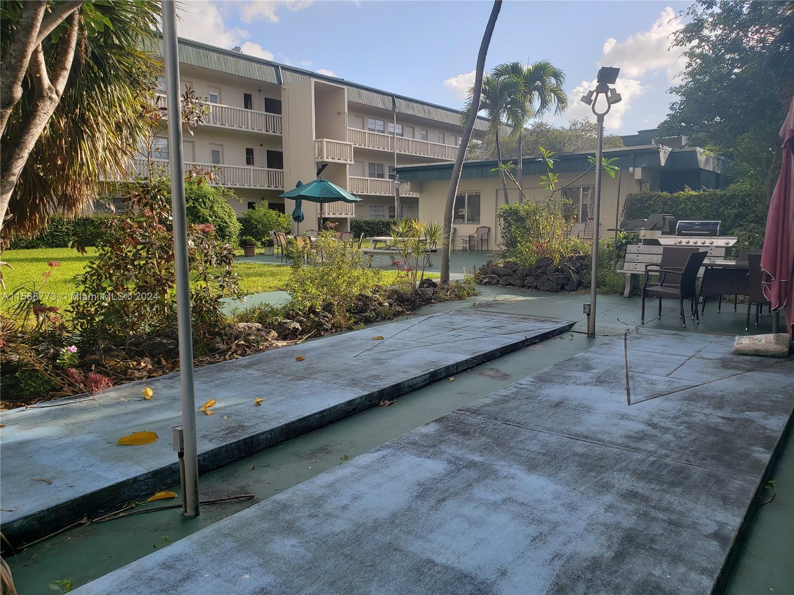 1450 Atlantic Shores Blvd 118, Hallandale Beach, Florida 33009, 2 Bedrooms Bedrooms, ,2 BathroomsBathrooms,Residentiallease,For Rent,1450 Atlantic Shores Blvd 118,A11568773