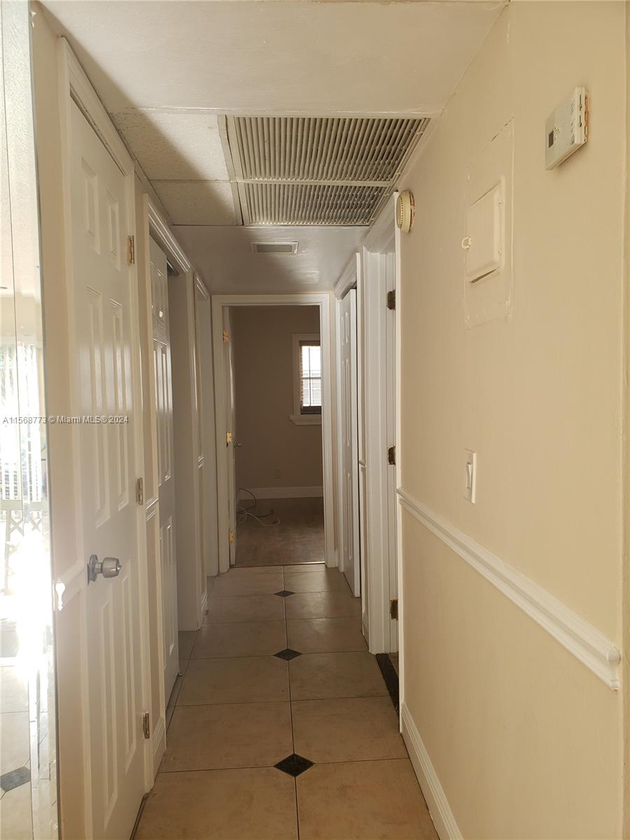 1450 Atlantic Shores Blvd 118, Hallandale Beach, Florida 33009, 2 Bedrooms Bedrooms, ,2 BathroomsBathrooms,Residentiallease,For Rent,1450 Atlantic Shores Blvd 118,A11568773
