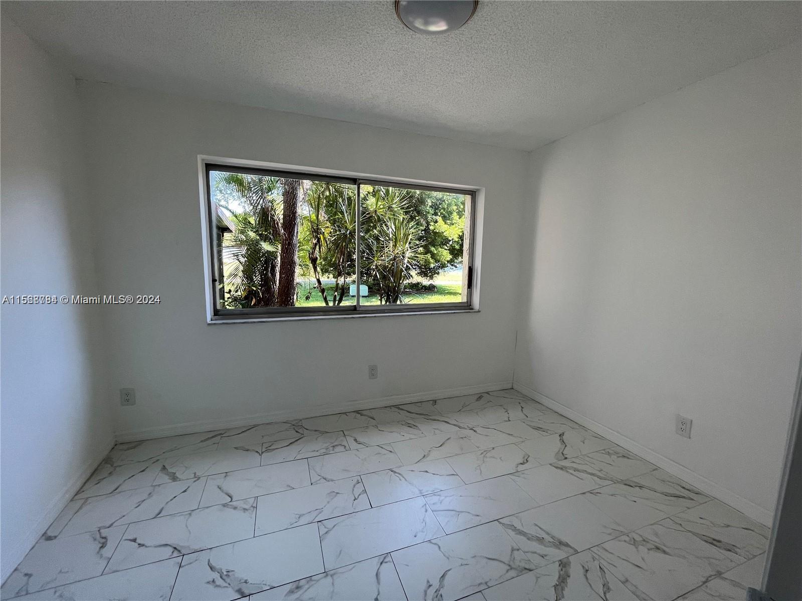 6520 NW 98th Ter B26, Tamarac, Florida 33321, 2 Bedrooms Bedrooms, ,2 BathroomsBathrooms,Residential,For Sale,6520 NW 98th Ter B26,A11568784