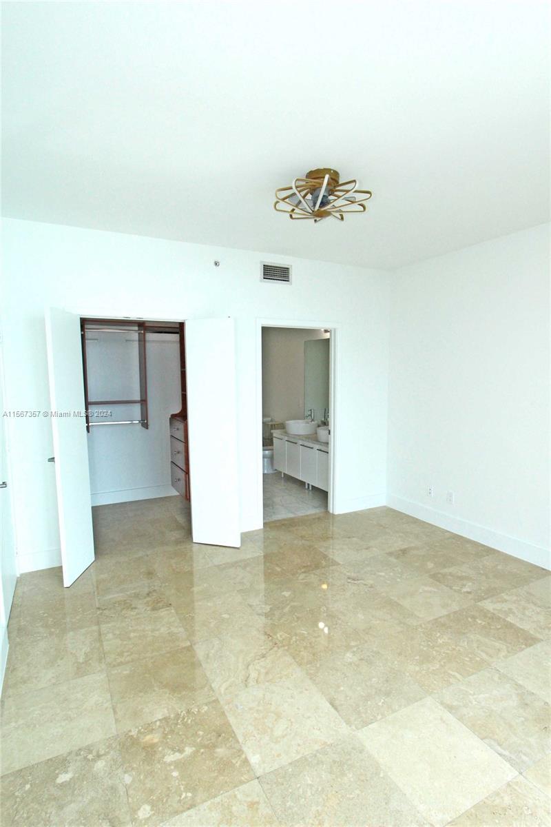 888 Biscayne Blvd 4304, Miami, Florida 33132, 2 Bedrooms Bedrooms, ,2 BathroomsBathrooms,Residentiallease,For Rent,888 Biscayne Blvd 4304,A11567357