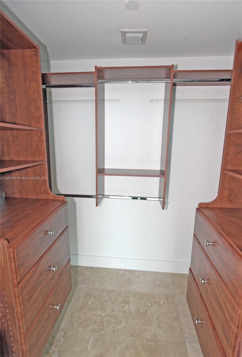 888 Biscayne Blvd 4304, Miami, Florida 33132, 2 Bedrooms Bedrooms, ,2 BathroomsBathrooms,Residentiallease,For Rent,888 Biscayne Blvd 4304,A11567357