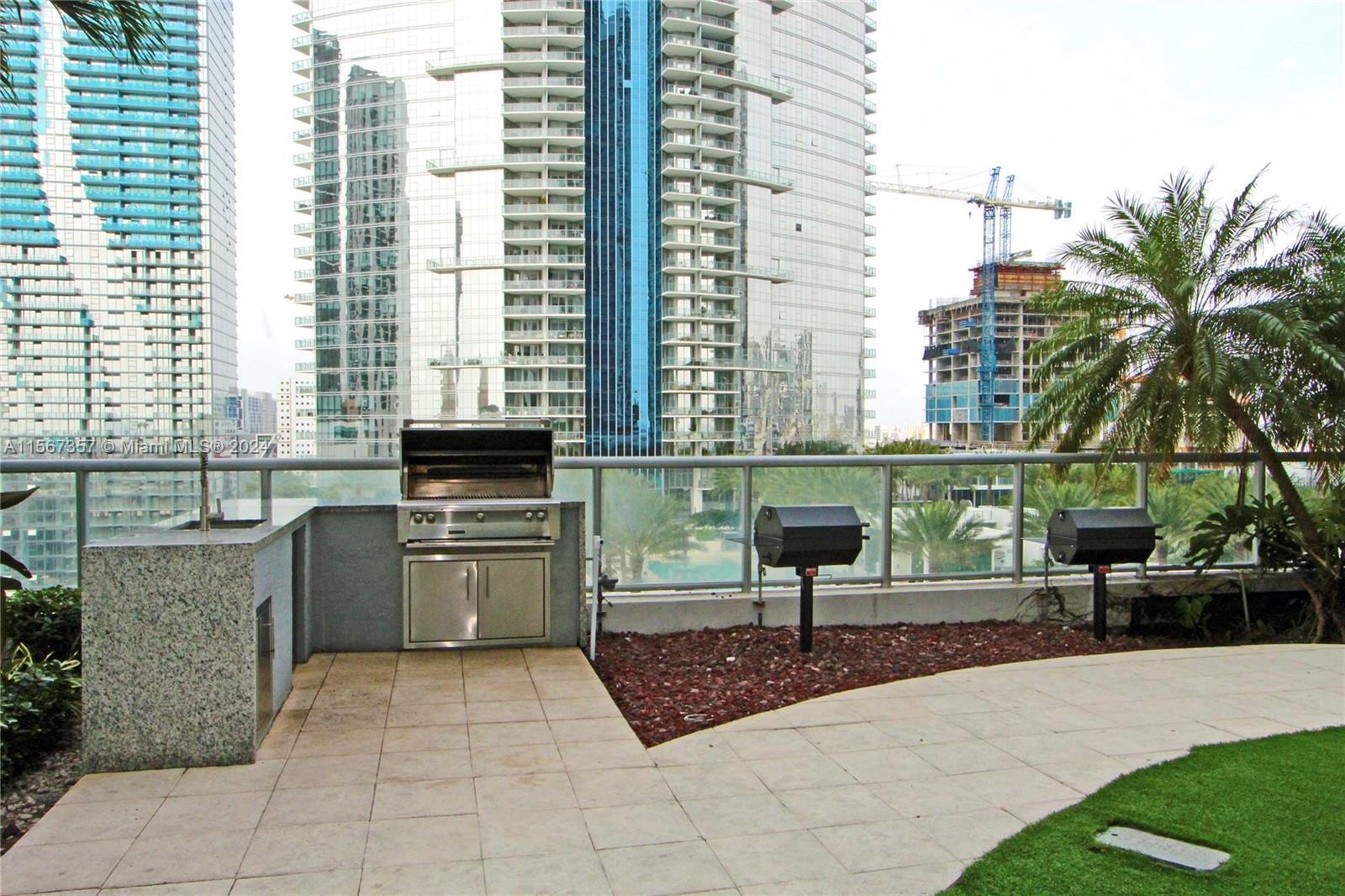 888 Biscayne Blvd 4304, Miami, Florida 33132, 2 Bedrooms Bedrooms, ,2 BathroomsBathrooms,Residentiallease,For Rent,888 Biscayne Blvd 4304,A11567357