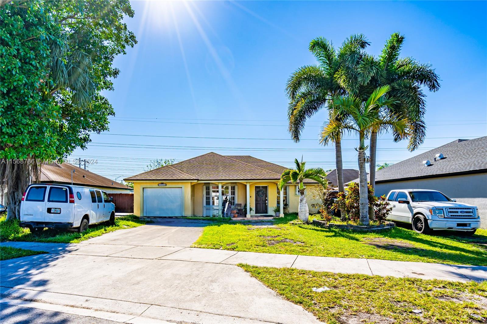 18376 SW 138th Ct  For Sale A11568786, FL
