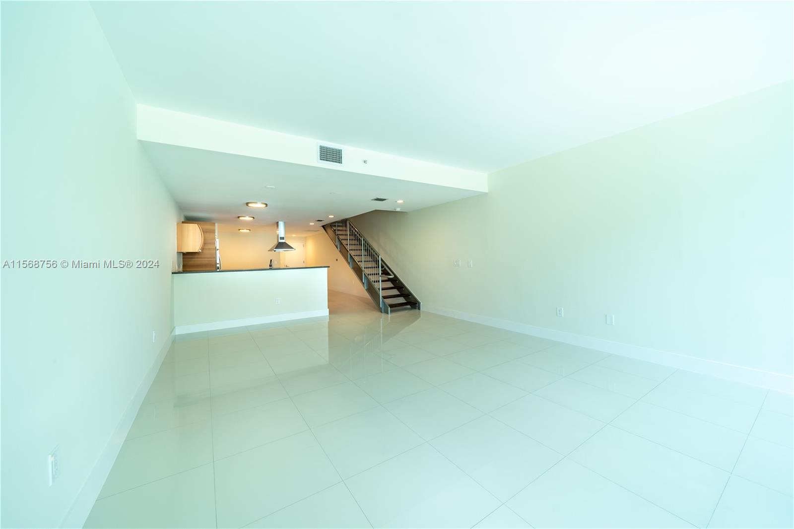 2950 NE 188th St 140, Aventura, Florida 33180, 2 Bedrooms Bedrooms, ,3 BathroomsBathrooms,Residentiallease,For Rent,2950 NE 188th St 140,A11568756