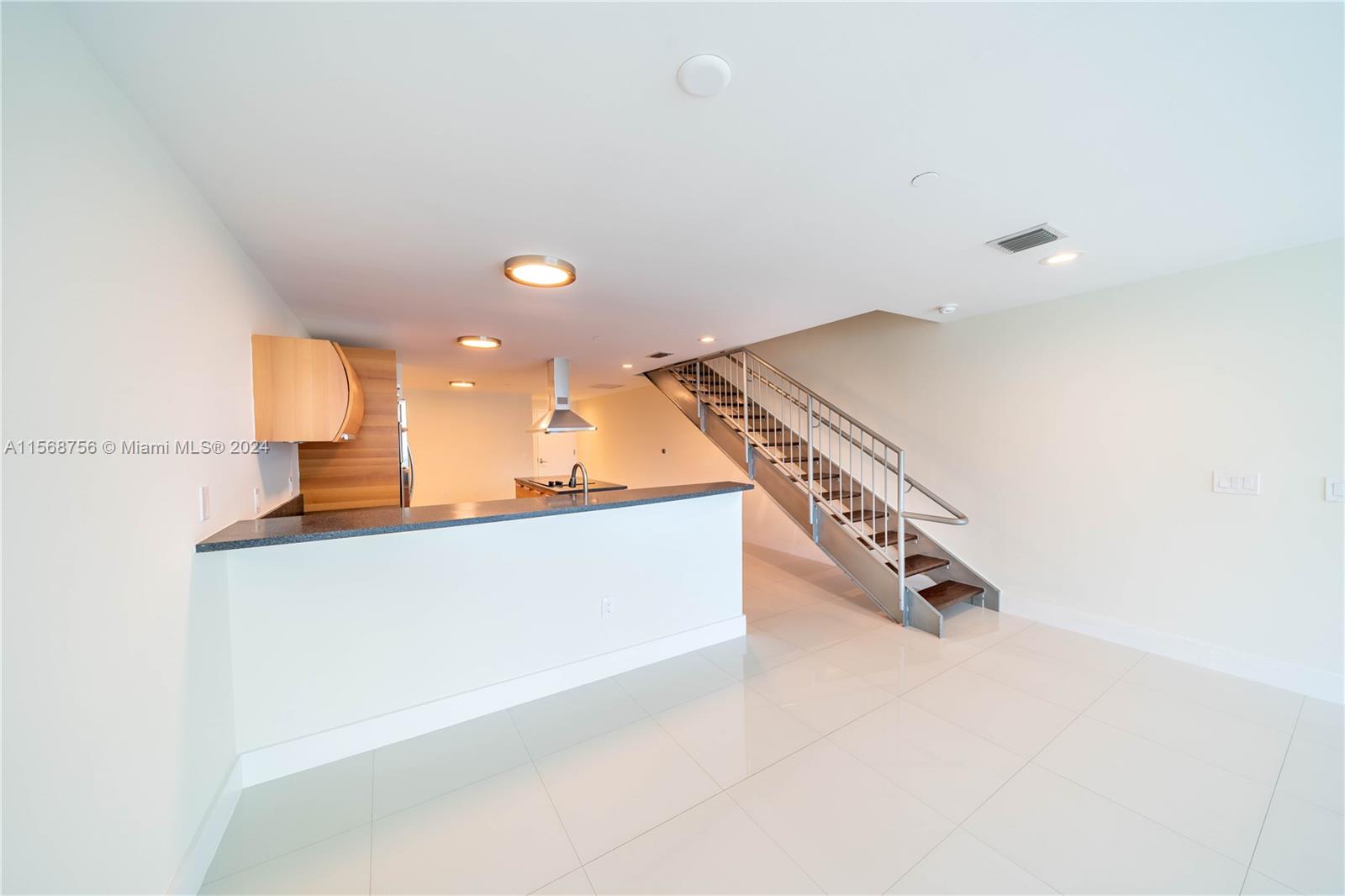 2950 NE 188th St 140, Aventura, Florida 33180, 2 Bedrooms Bedrooms, ,3 BathroomsBathrooms,Residentiallease,For Rent,2950 NE 188th St 140,A11568756
