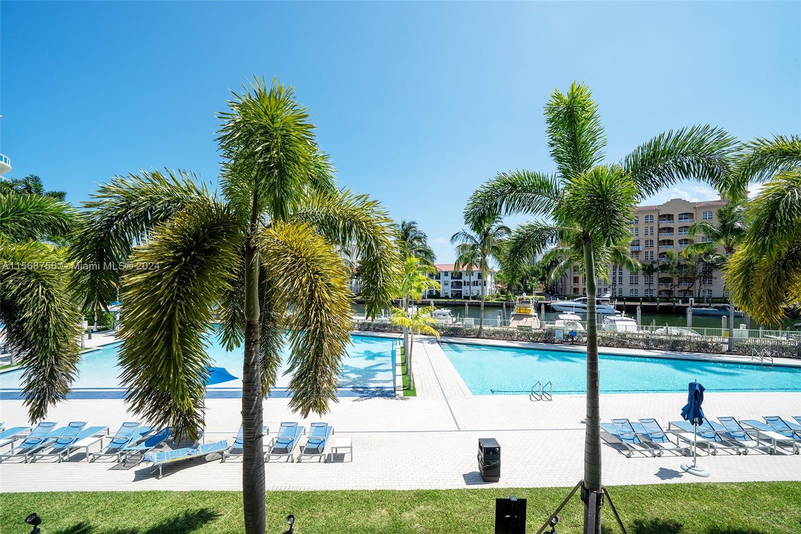 2950 NE 188th St 140, Aventura, Florida 33180, 2 Bedrooms Bedrooms, ,3 BathroomsBathrooms,Residentiallease,For Rent,2950 NE 188th St 140,A11568756