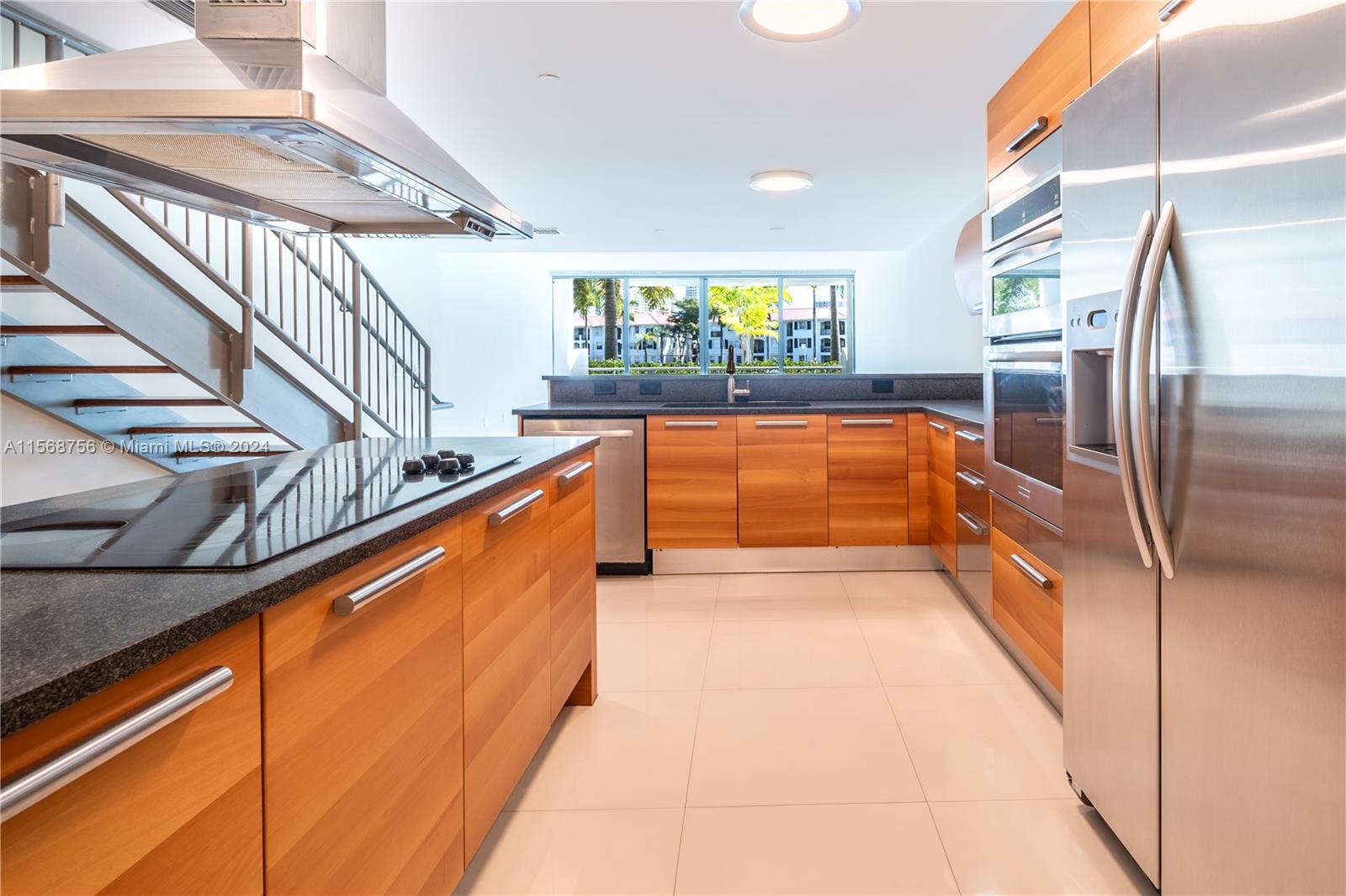 2950 NE 188th St 140, Aventura, Florida 33180, 2 Bedrooms Bedrooms, ,3 BathroomsBathrooms,Residentiallease,For Rent,2950 NE 188th St 140,A11568756