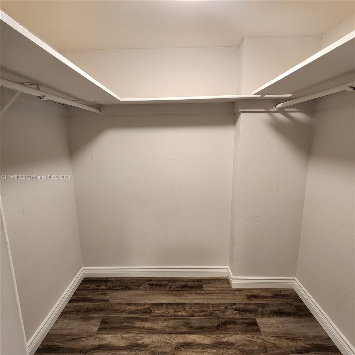 900 NE 12th Ave 406, Hallandale Beach, Florida 33009, 1 Bedroom Bedrooms, ,1 BathroomBathrooms,Residentiallease,For Rent,900 NE 12th Ave 406,A11568322
