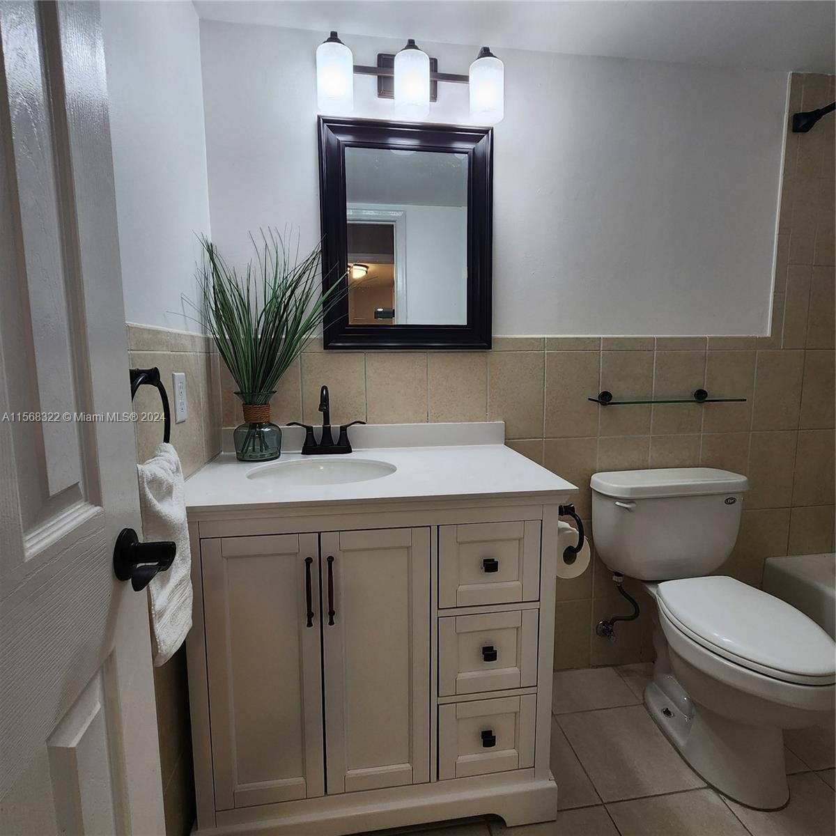 900 NE 12th Ave 406, Hallandale Beach, Florida 33009, 1 Bedroom Bedrooms, ,1 BathroomBathrooms,Residentiallease,For Rent,900 NE 12th Ave 406,A11568322