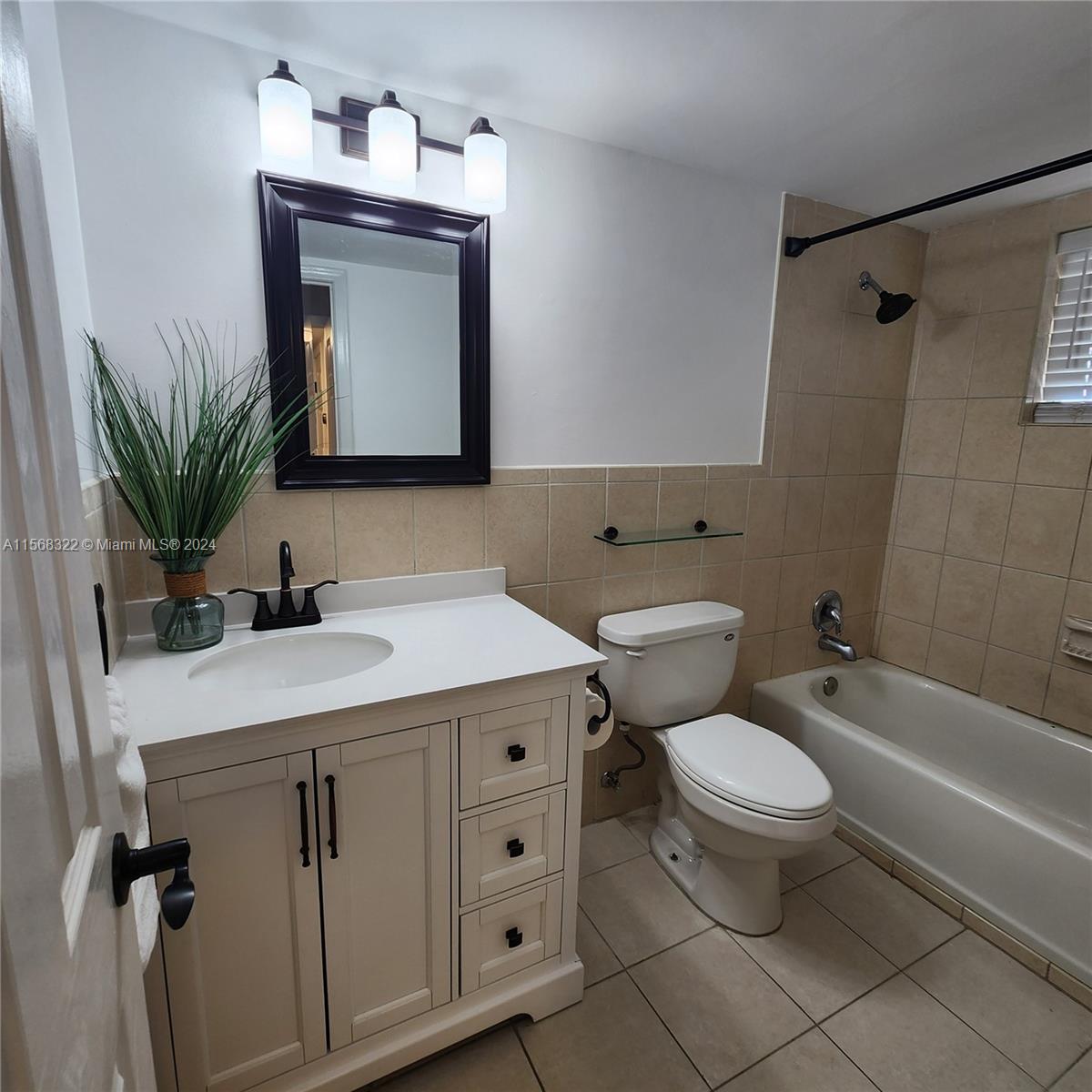 900 NE 12th Ave 406, Hallandale Beach, Florida 33009, 1 Bedroom Bedrooms, ,1 BathroomBathrooms,Residentiallease,For Rent,900 NE 12th Ave 406,A11568322