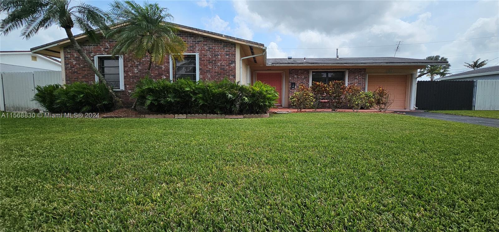 9816 SW 193rd St  For Sale A11568830, FL