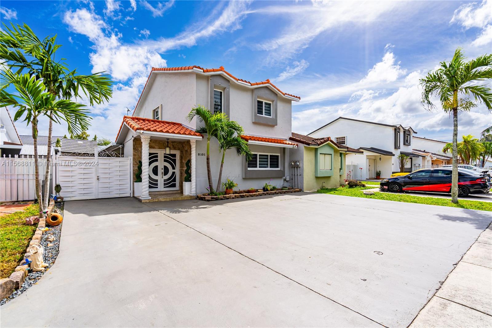 8101 SW 149th Ave  For Sale A11568811, FL