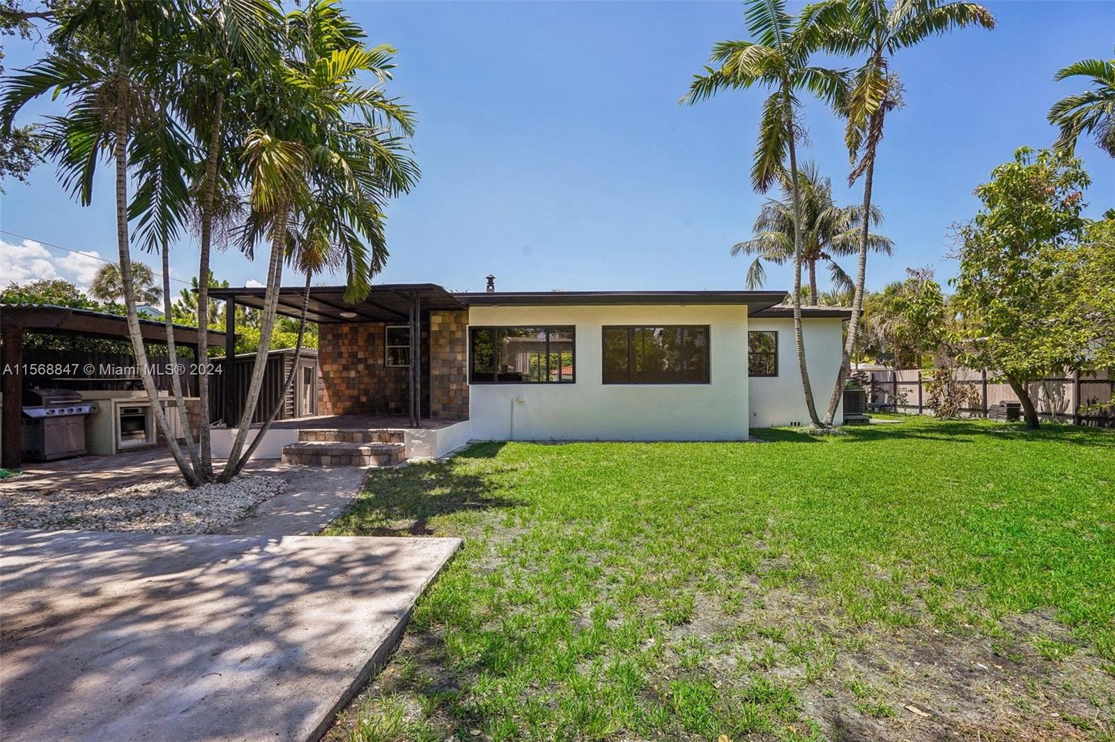 68 NW 95th St, Miami Shores, Florida 33150, 3 Bedrooms Bedrooms, ,2 BathroomsBathrooms,Residential,For Sale,68 NW 95th St,A11568847
