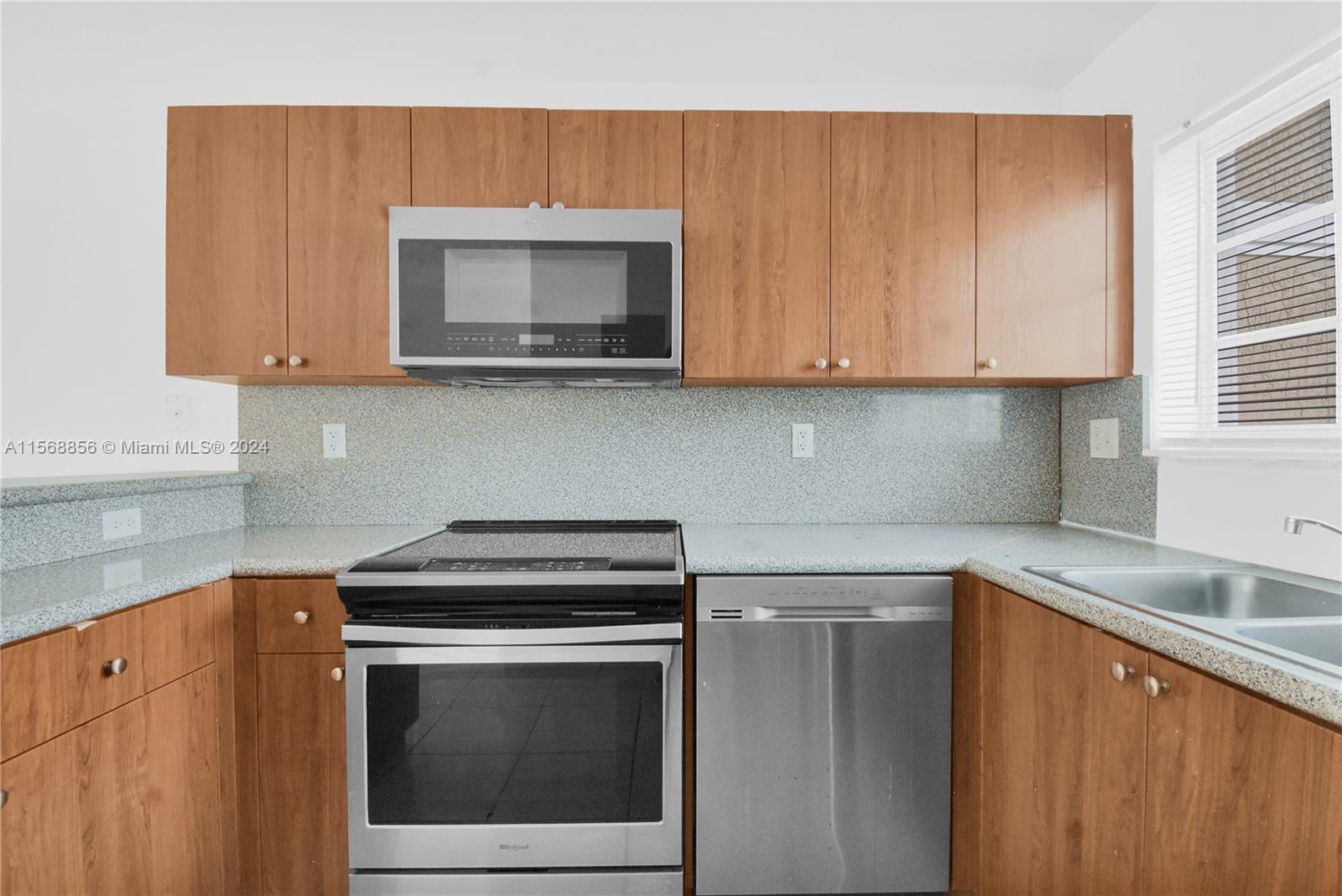 13958 SW 260th St 101, Homestead, Florida 33032, 2 Bedrooms Bedrooms, ,2 BathroomsBathrooms,Residentiallease,For Rent,13958 SW 260th St 101,A11568856