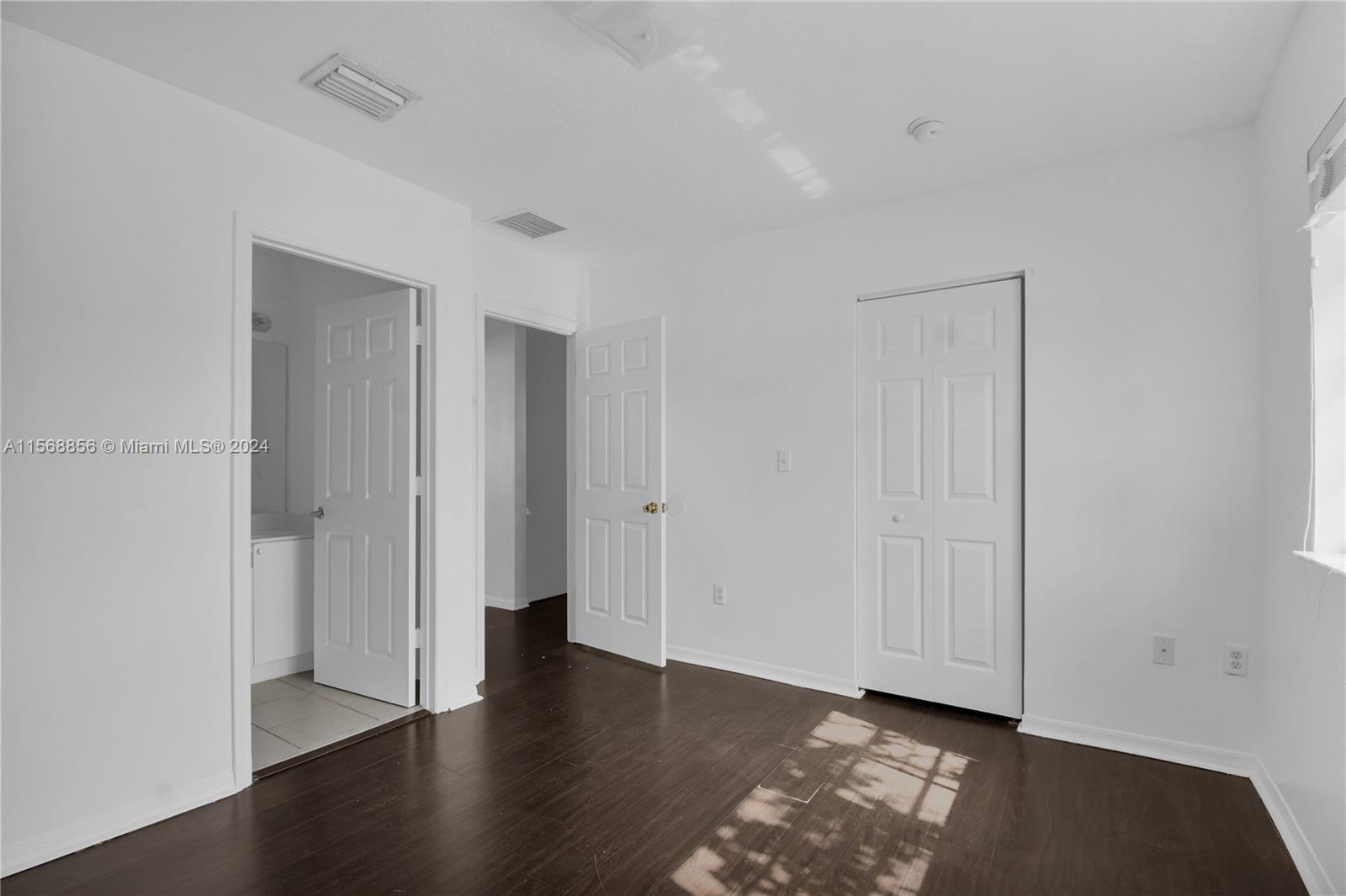 13958 SW 260th St 101, Homestead, Florida 33032, 2 Bedrooms Bedrooms, ,2 BathroomsBathrooms,Residentiallease,For Rent,13958 SW 260th St 101,A11568856