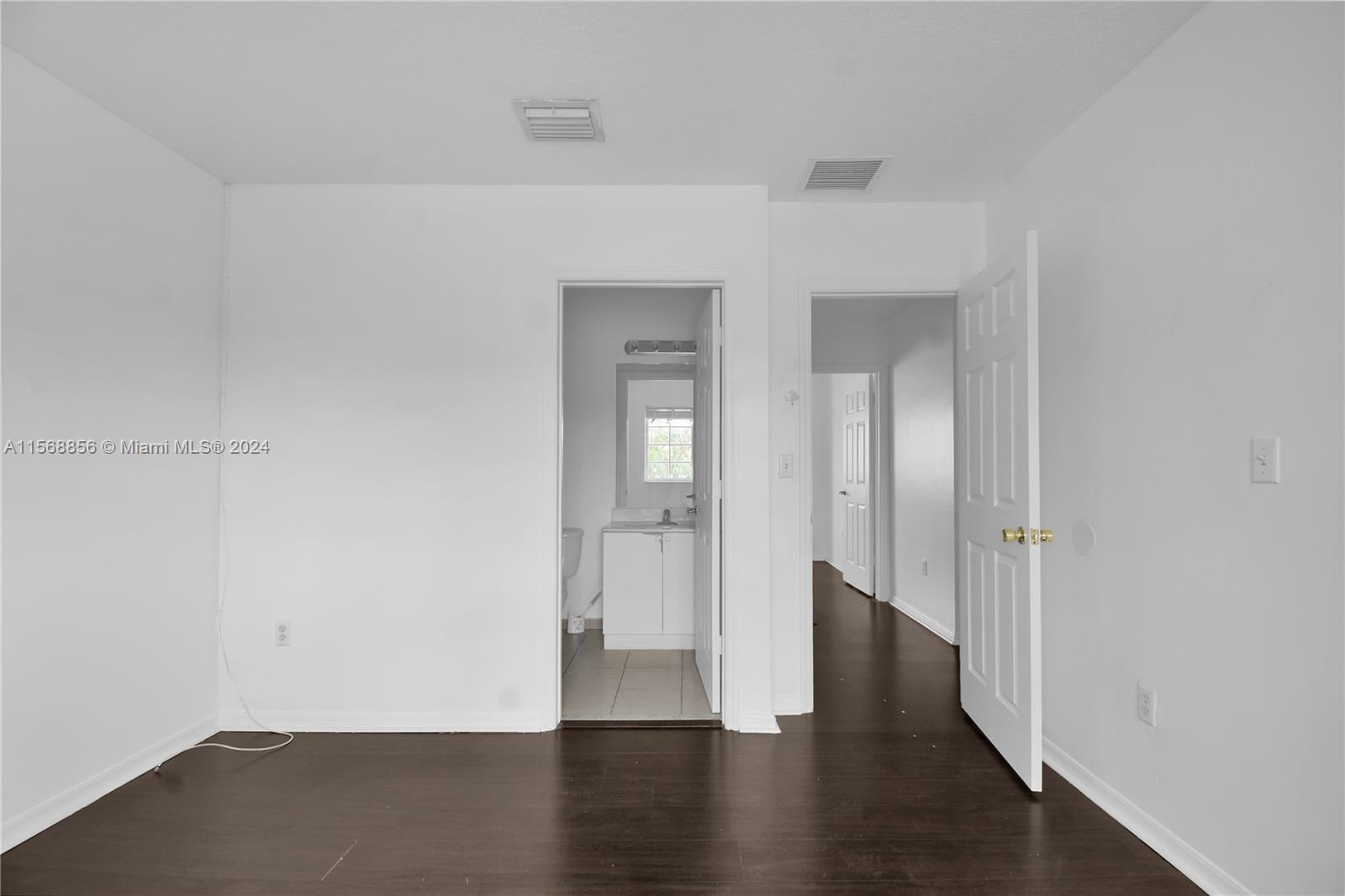 13958 SW 260th St 101, Homestead, Florida 33032, 2 Bedrooms Bedrooms, ,2 BathroomsBathrooms,Residentiallease,For Rent,13958 SW 260th St 101,A11568856