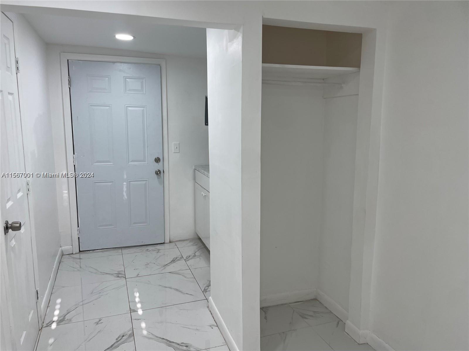 760 NE 168th St, North Miami Beach, Florida 33162, 1 Bedroom Bedrooms, ,1 BathroomBathrooms,Residentiallease,For Rent,760 NE 168th St,A11567001