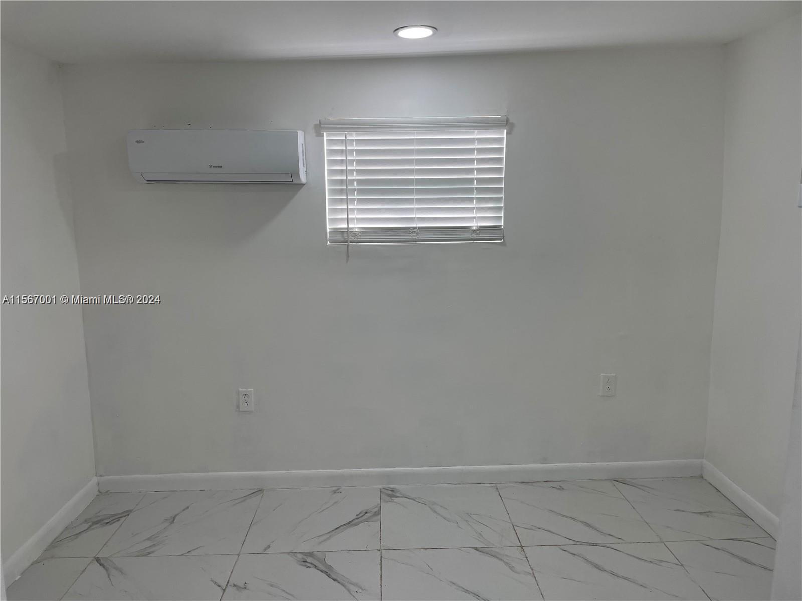 760 NE 168th St, North Miami Beach, Florida 33162, 1 Bedroom Bedrooms, ,1 BathroomBathrooms,Residentiallease,For Rent,760 NE 168th St,A11567001