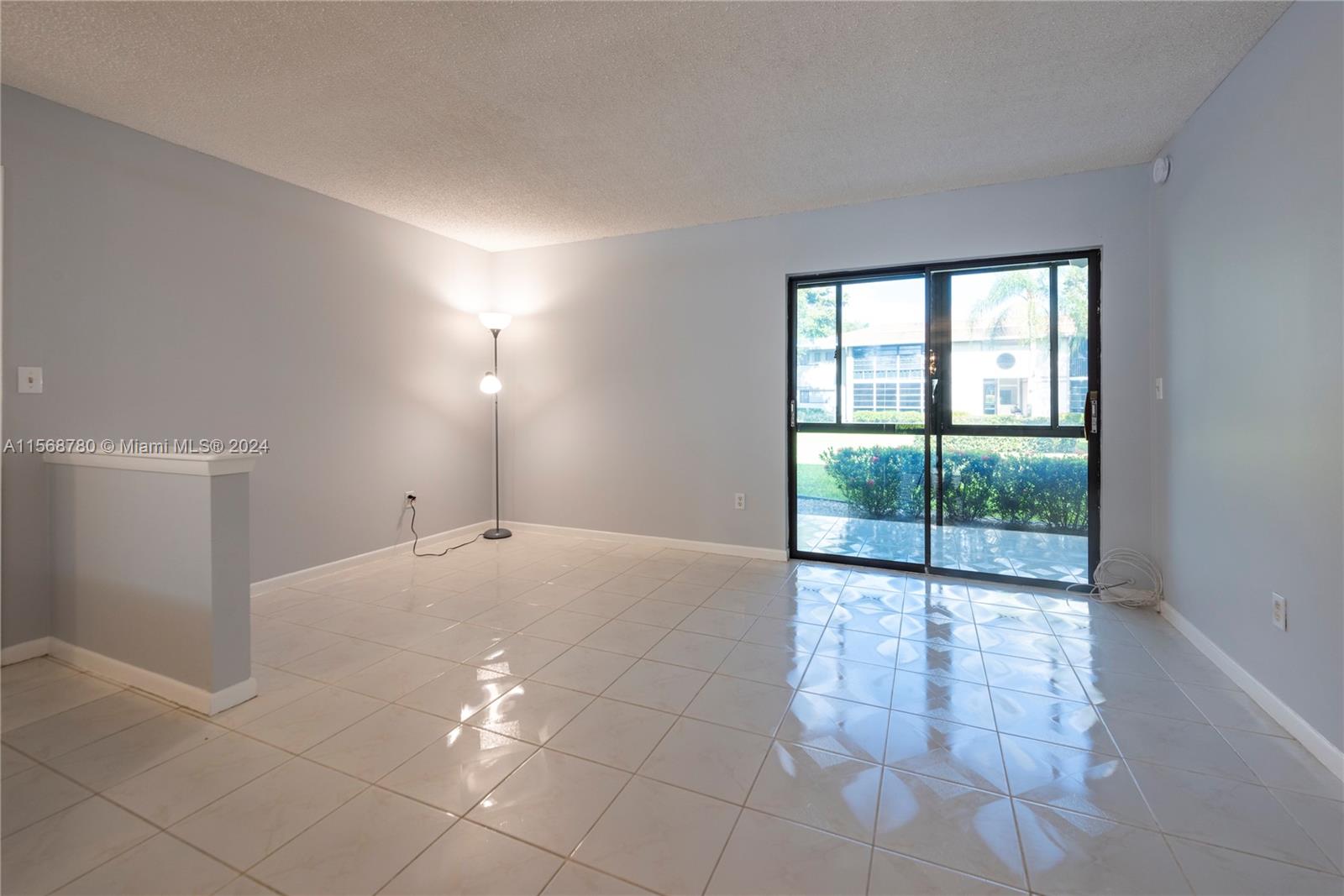 10789 W Clairmont Cir 107, Tamarac, Florida 33321, 2 Bedrooms Bedrooms, ,2 BathroomsBathrooms,Residential,For Sale,10789 W Clairmont Cir 107,A11568780