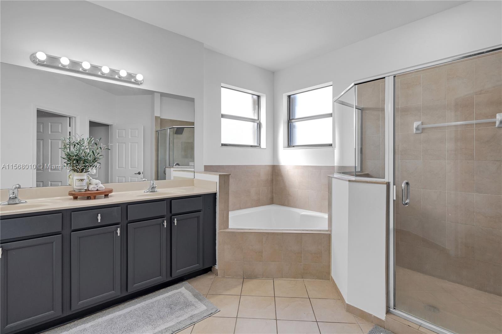 11495 SW 241st St 11495, Homestead, Florida 33032, 5 Bedrooms Bedrooms, ,3 BathroomsBathrooms,Residentiallease,For Rent,11495 SW 241st St 11495,A11568010