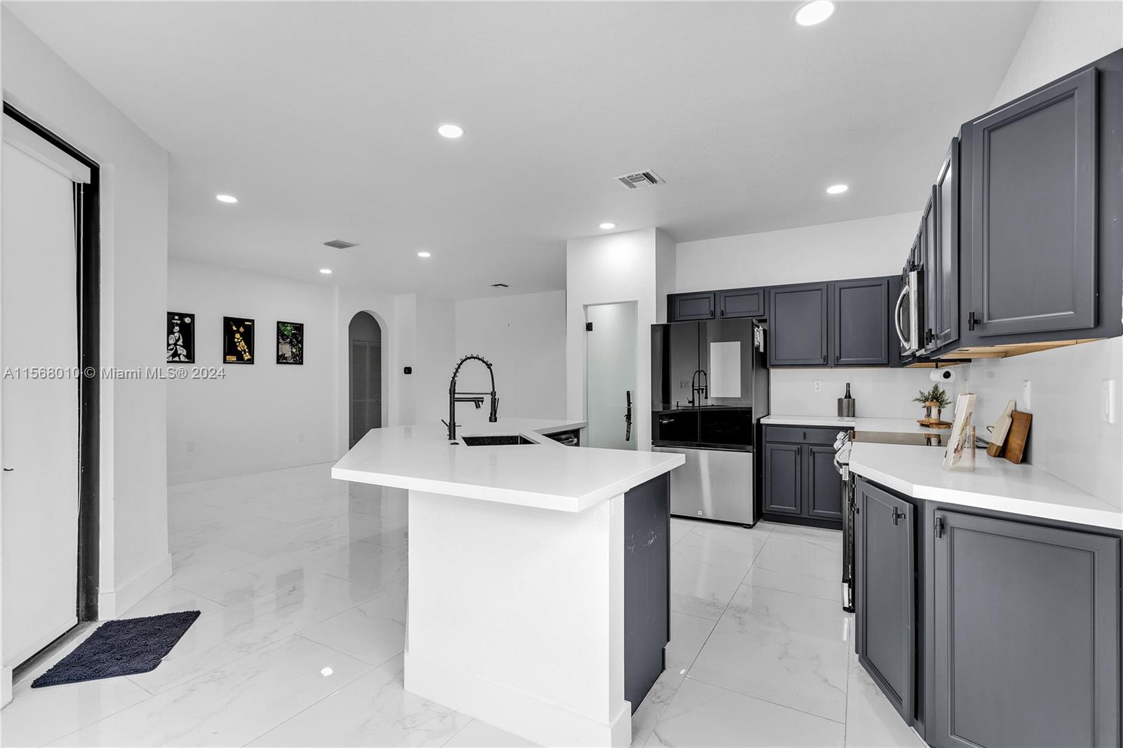 11495 SW 241st St 11495, Homestead, Florida 33032, 5 Bedrooms Bedrooms, ,3 BathroomsBathrooms,Residentiallease,For Rent,11495 SW 241st St 11495,A11568010