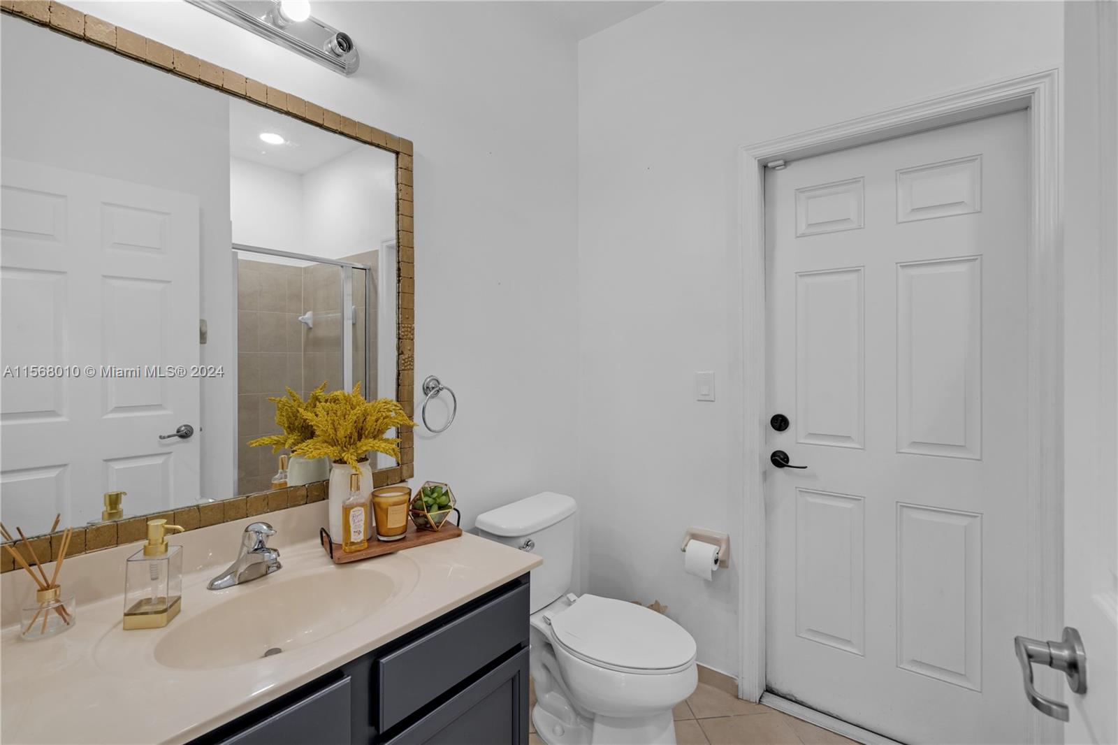 11495 SW 241st St 11495, Homestead, Florida 33032, 5 Bedrooms Bedrooms, ,3 BathroomsBathrooms,Residentiallease,For Rent,11495 SW 241st St 11495,A11568010