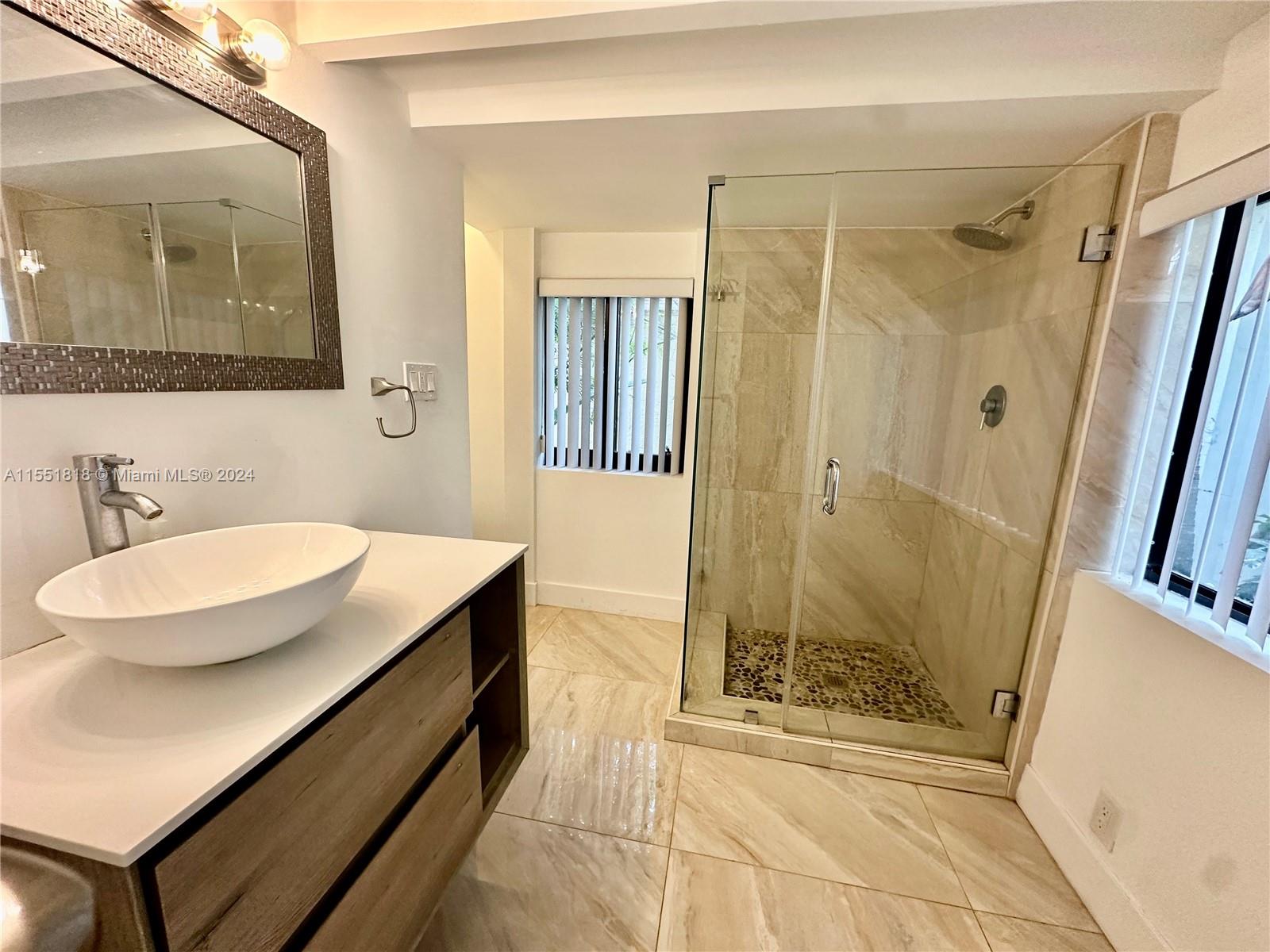 327 W 28th St main, Miami Beach, Florida 33140, 3 Bedrooms Bedrooms, ,4 BathroomsBathrooms,Residentiallease,For Rent,327 W 28th St main,A11551818