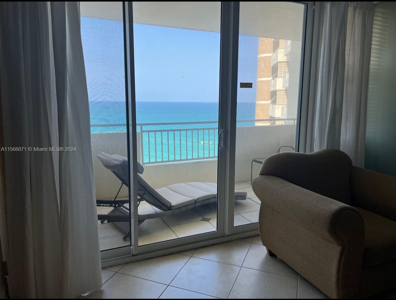 3180 S Ocean Dr 1204, Hallandale Beach, Florida 33009, 2 Bedrooms Bedrooms, ,1 BathroomBathrooms,Residentiallease,For Rent,3180 S Ocean Dr 1204,A11568871