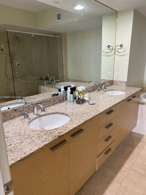 1830 S Ocean Dr 2103, Hallandale Beach, Florida 33009, 3 Bedrooms Bedrooms, ,3 BathroomsBathrooms,Residentiallease,For Rent,1830 S Ocean Dr 2103,A11568874