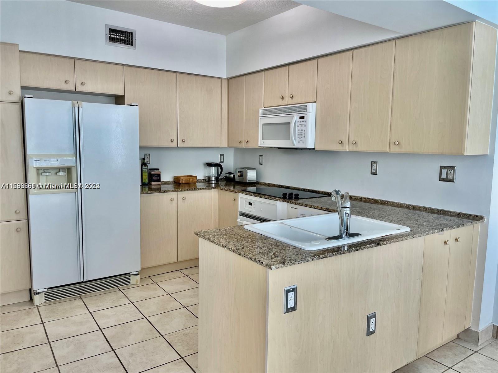 3370 NE 190th St 510, Aventura, Florida 33180, 1 Bedroom Bedrooms, ,1 BathroomBathrooms,Residentiallease,For Rent,3370 NE 190th St 510,A11568881