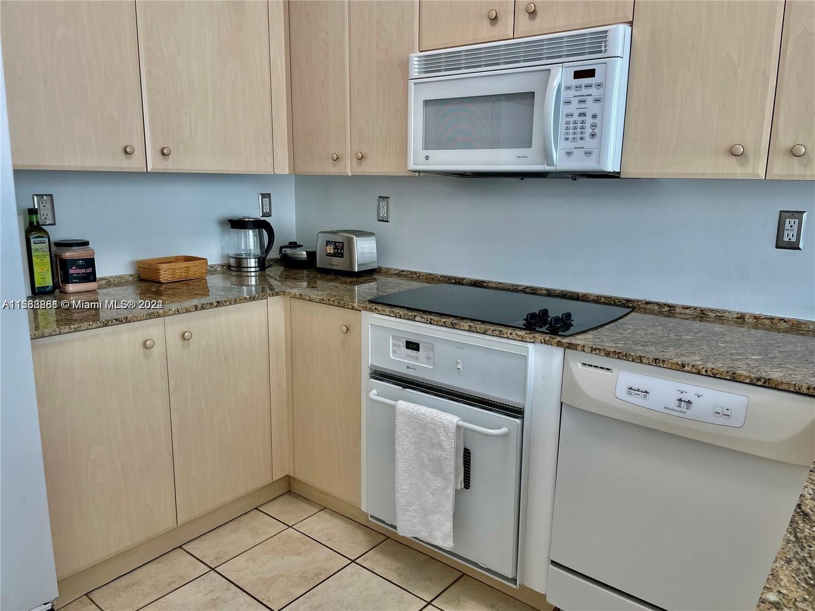 3370 NE 190th St 510, Aventura, Florida 33180, 1 Bedroom Bedrooms, ,1 BathroomBathrooms,Residentiallease,For Rent,3370 NE 190th St 510,A11568881