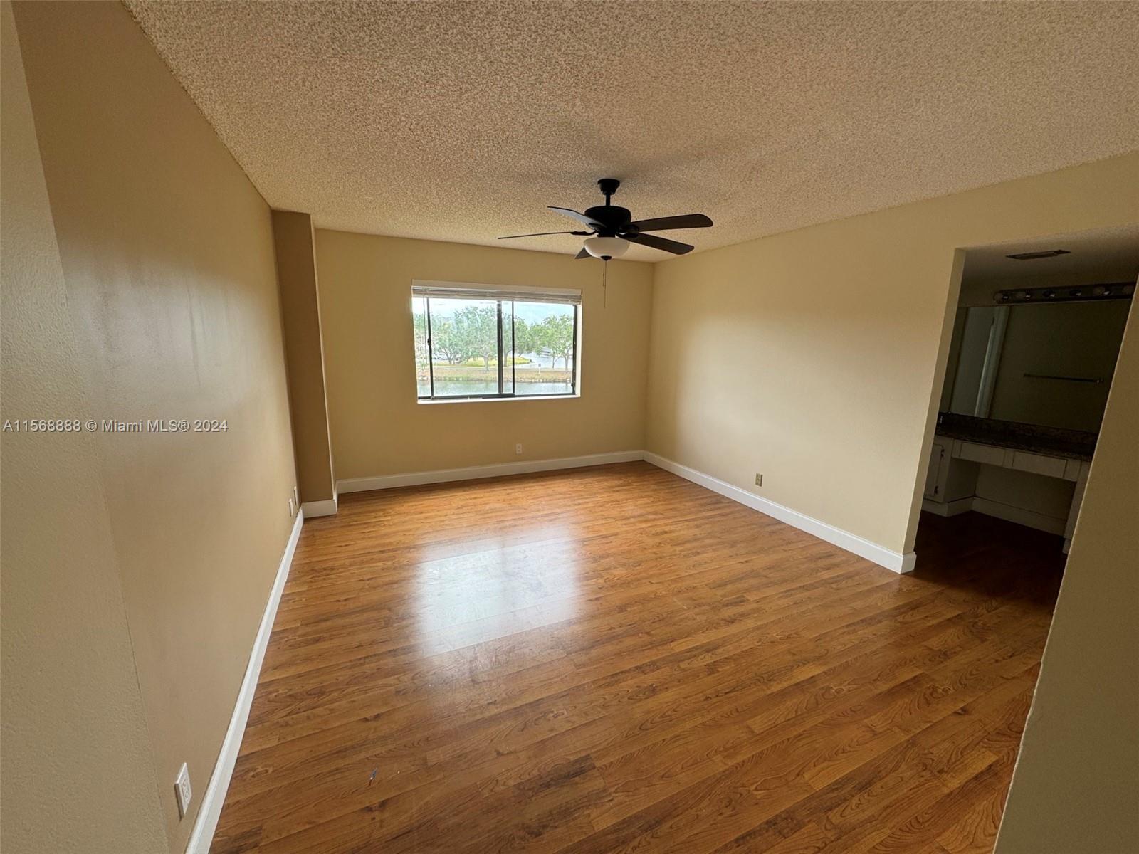8020 Hampton Blvd 303, North Lauderdale, Florida 33068, 2 Bedrooms Bedrooms, ,2 BathroomsBathrooms,Residentiallease,For Rent,8020 Hampton Blvd 303,A11568888