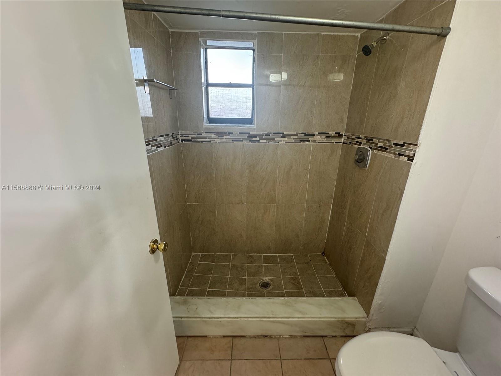 8020 Hampton Blvd 303, North Lauderdale, Florida 33068, 2 Bedrooms Bedrooms, ,2 BathroomsBathrooms,Residentiallease,For Rent,8020 Hampton Blvd 303,A11568888