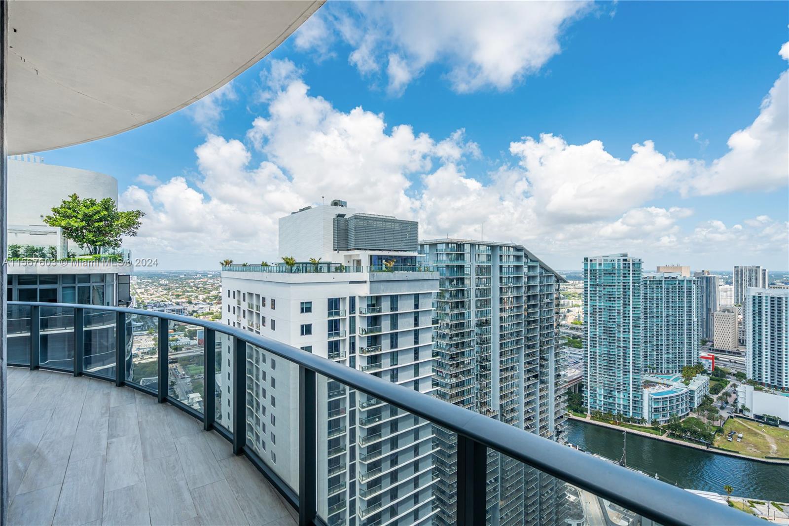 45 SW 9th St #4708 For Sale A11567603, FL