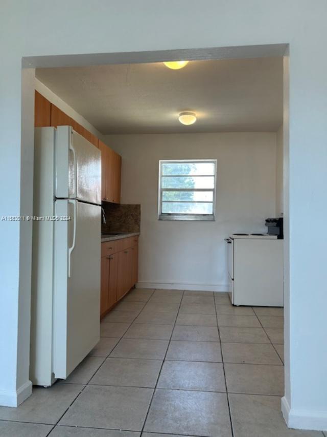 Miami, Florida 33125, 2 Bedrooms Bedrooms, ,1 BathroomBathrooms,Residentiallease,For Rent,A11568911
