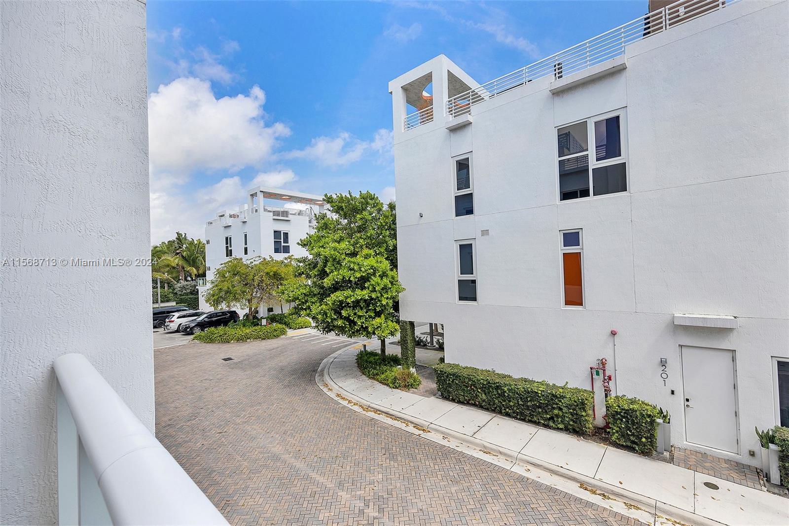 455 NE 39th St 101, Miami, Florida 33137, 1 Bedroom Bedrooms, ,1 BathroomBathrooms,Residential,For Sale,455 NE 39th St 101,A11568713
