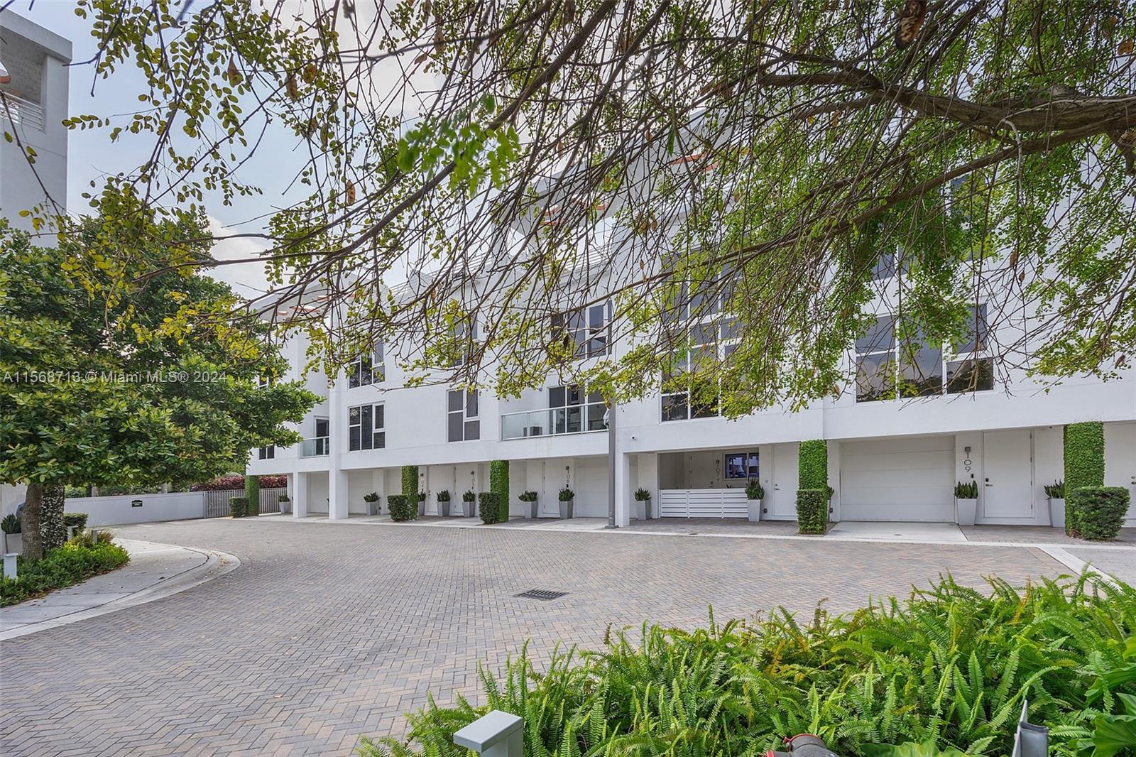 455 NE 39th St 101, Miami, Florida 33137, 1 Bedroom Bedrooms, ,1 BathroomBathrooms,Residential,For Sale,455 NE 39th St 101,A11568713