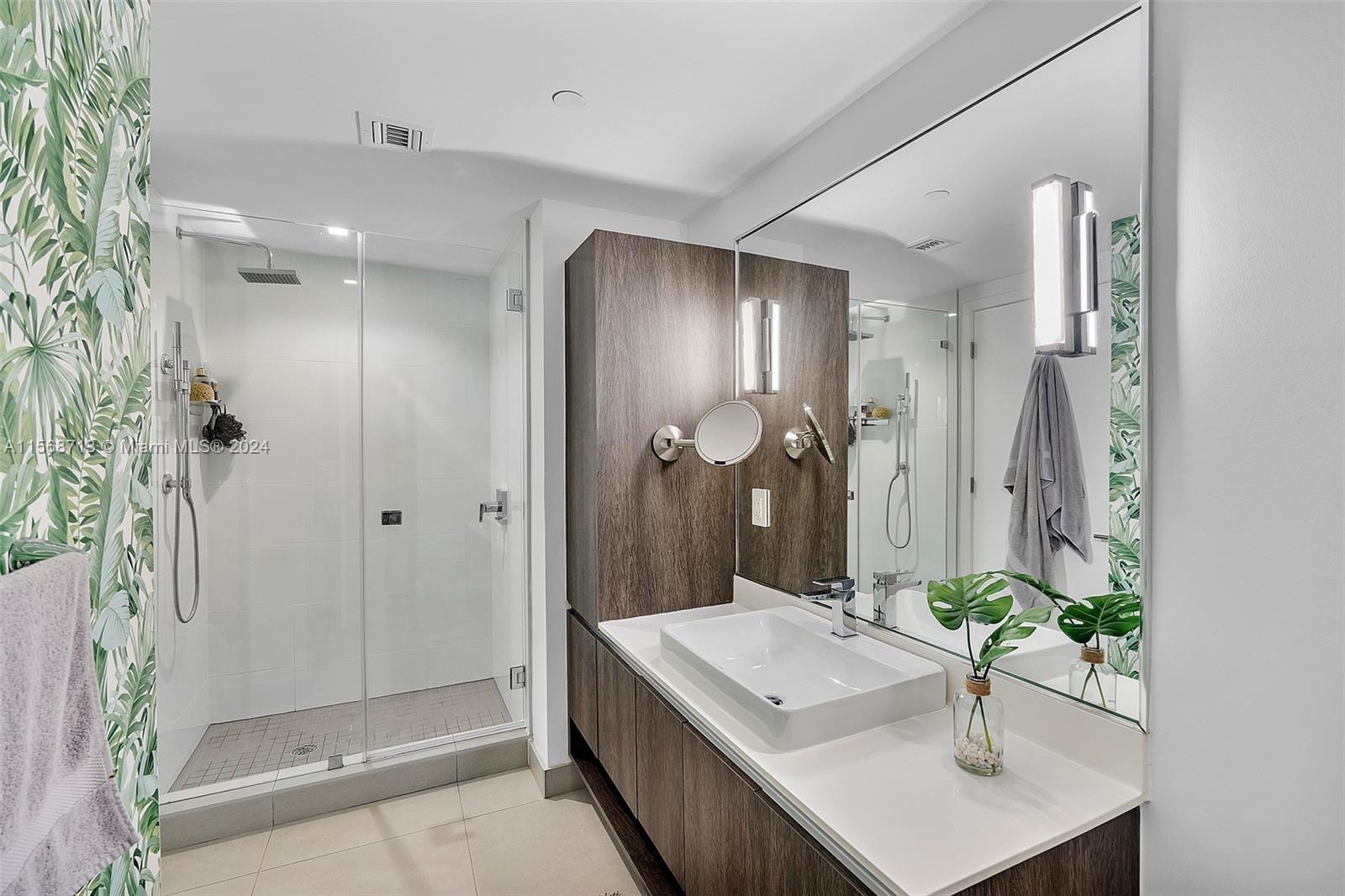 455 NE 39th St 101, Miami, Florida 33137, 1 Bedroom Bedrooms, ,1 BathroomBathrooms,Residential,For Sale,455 NE 39th St 101,A11568713