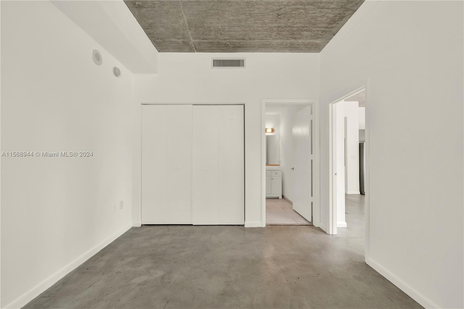 234 NE 3rd St 601, Miami, Florida 33132, 2 Bedrooms Bedrooms, ,2 BathroomsBathrooms,Residentiallease,For Rent,234 NE 3rd St 601,A11568944