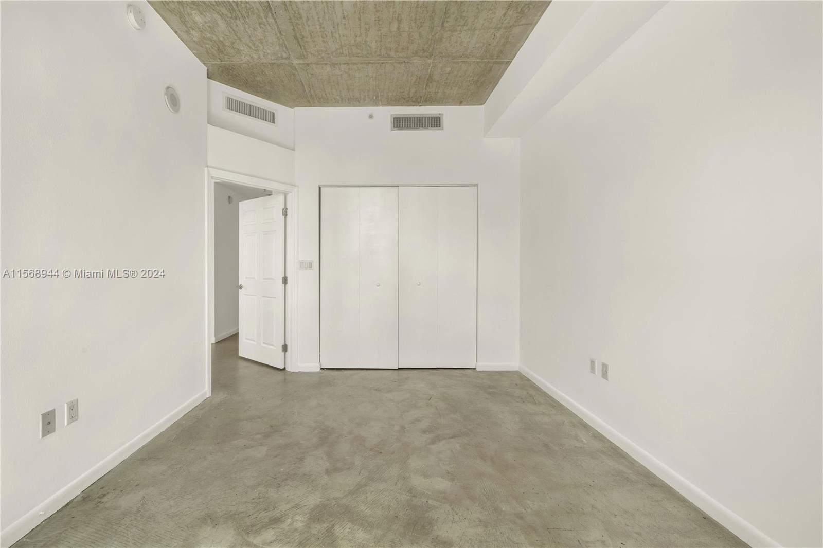 234 NE 3rd St 601, Miami, Florida 33132, 2 Bedrooms Bedrooms, ,2 BathroomsBathrooms,Residentiallease,For Rent,234 NE 3rd St 601,A11568944
