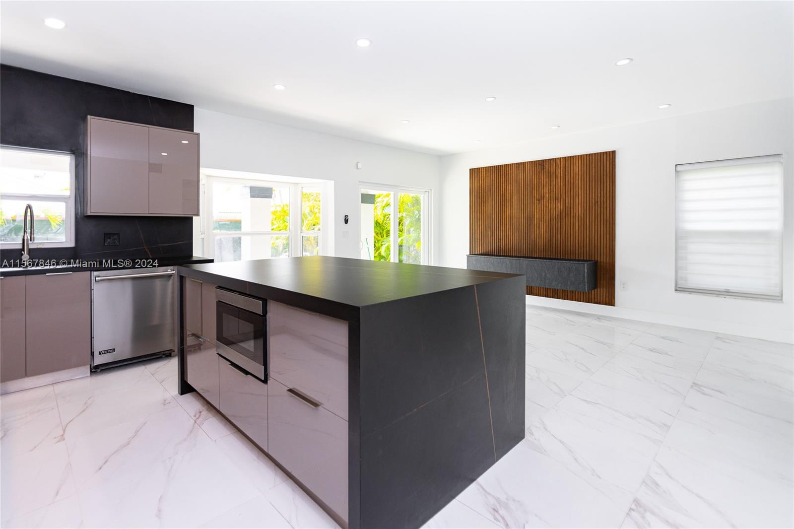 7795 SW 161st Ave, Miami, Florida 33193, 4 Bedrooms Bedrooms, ,3 BathroomsBathrooms,Residential,For Sale,7795 SW 161st Ave,A11567846