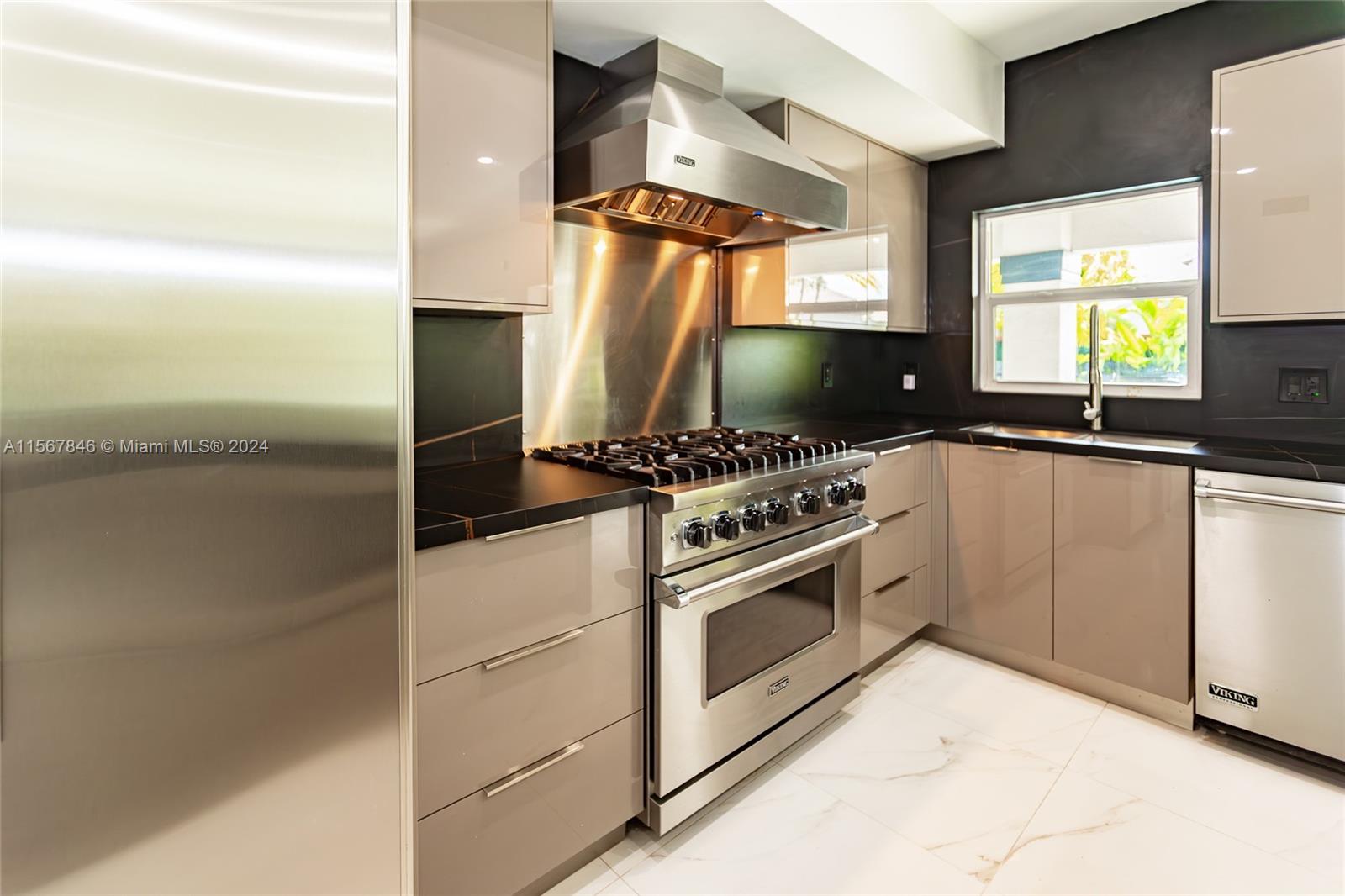 7795 SW 161st Ave, Miami, Florida 33193, 4 Bedrooms Bedrooms, ,3 BathroomsBathrooms,Residential,For Sale,7795 SW 161st Ave,A11567846