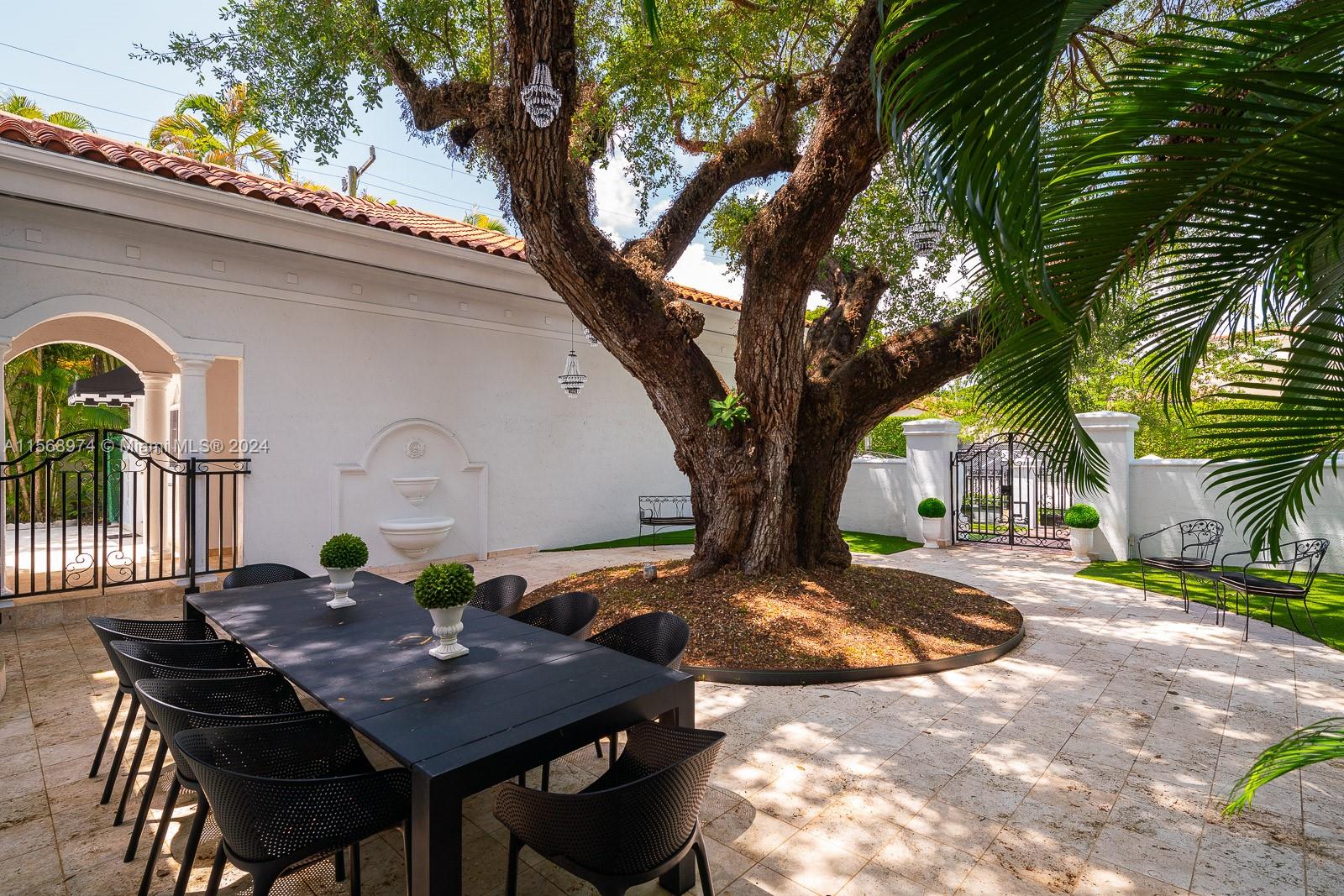 1224 Almeria Ave, Coral Gables, Florida 33134, 6 Bedrooms Bedrooms, ,5 BathroomsBathrooms,Residentiallease,For Rent,1224 Almeria Ave,A11568974