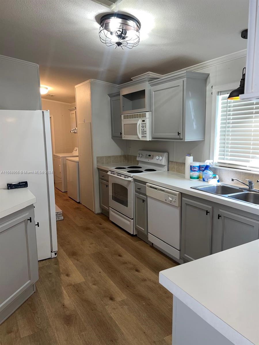 Florida City, Florida 33034, 3 Bedrooms Bedrooms, ,2 BathroomsBathrooms,Residential,For Sale,A11568956