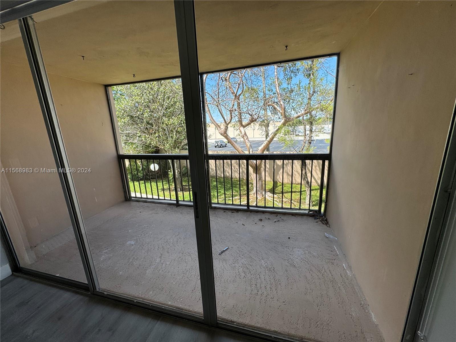 10985 SW 107th St 214, Miami, Florida 33176, 1 Bedroom Bedrooms, ,1 BathroomBathrooms,Residentiallease,For Rent,10985 SW 107th St 214,A11568983