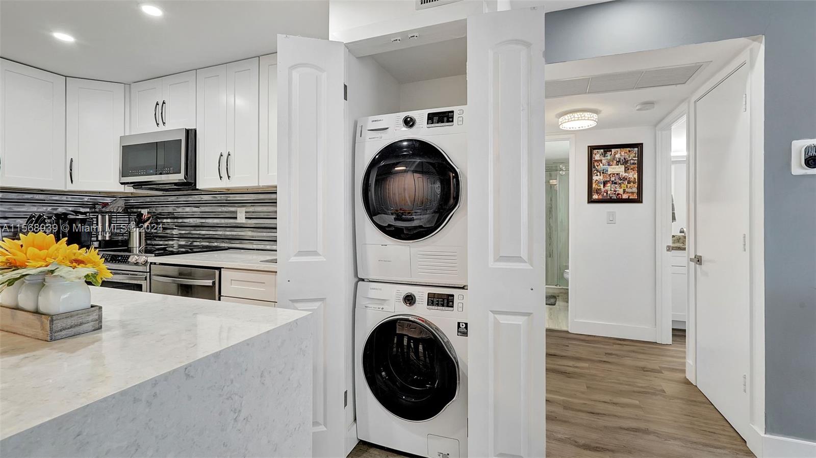 3701 N Country Club Dr 903, Aventura, Florida 33180, 2 Bedrooms Bedrooms, ,2 BathroomsBathrooms,Residential,For Sale,3701 N Country Club Dr 903,A11568939