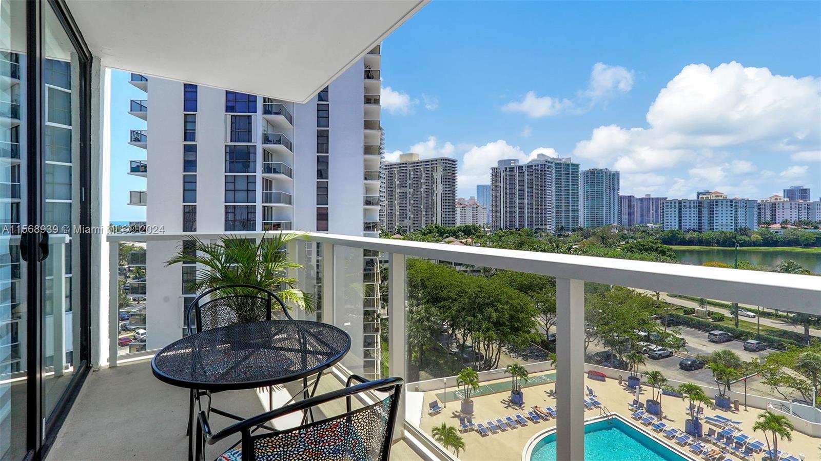 3701 N Country Club Dr 903, Aventura, Florida 33180, 2 Bedrooms Bedrooms, ,2 BathroomsBathrooms,Residential,For Sale,3701 N Country Club Dr 903,A11568939