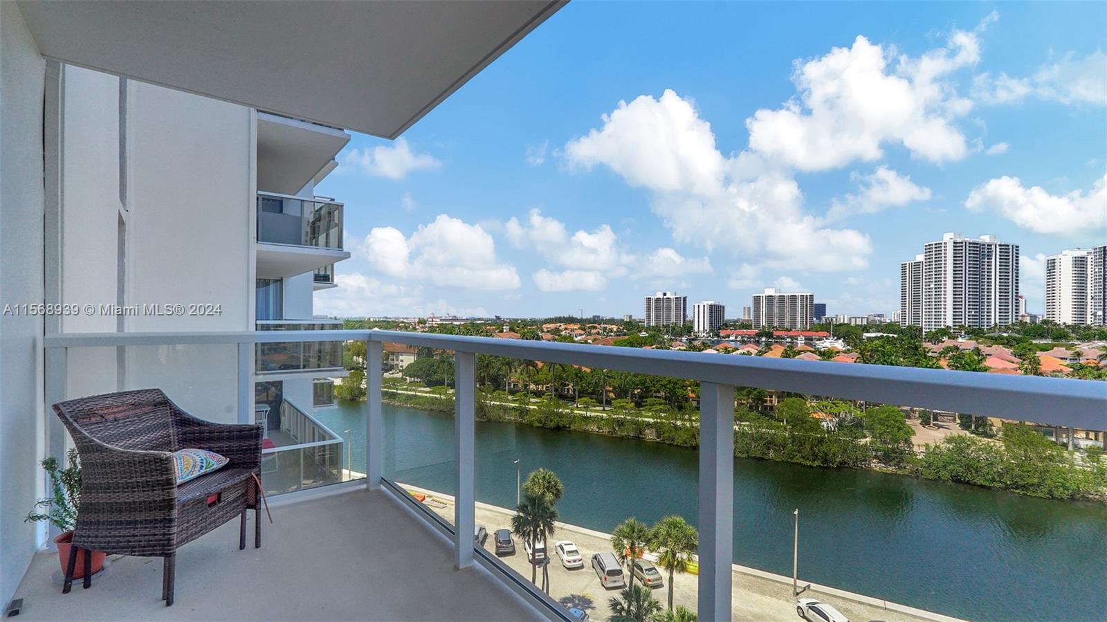 3701 N Country Club Dr 903, Aventura, Florida 33180, 2 Bedrooms Bedrooms, ,2 BathroomsBathrooms,Residential,For Sale,3701 N Country Club Dr 903,A11568939