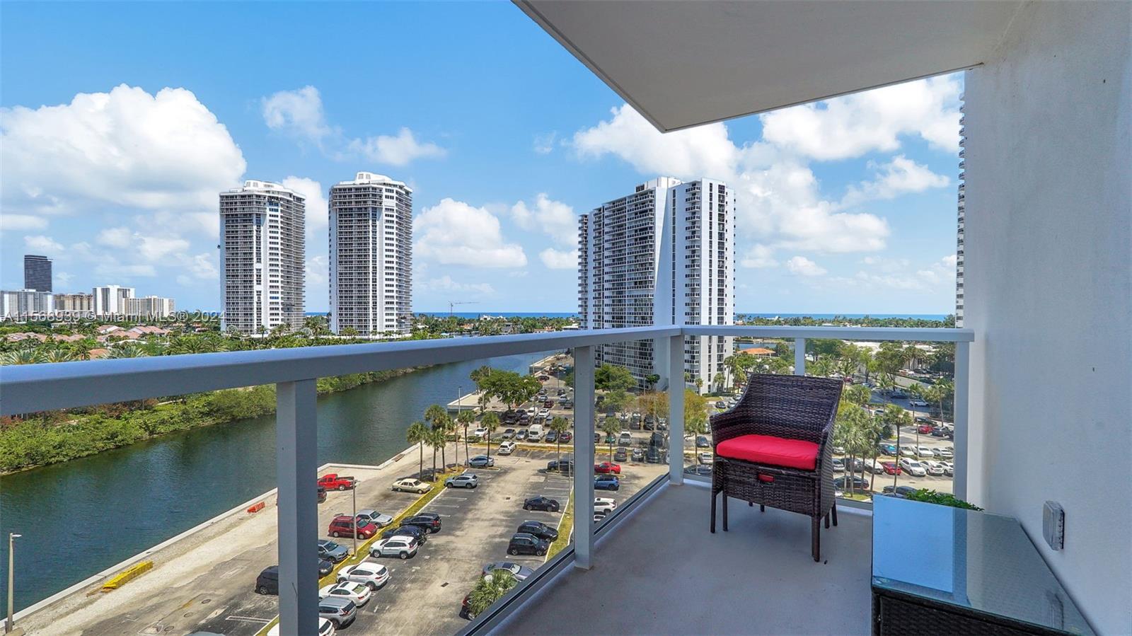 3701 N Country Club Dr 903, Aventura, Florida 33180, 2 Bedrooms Bedrooms, ,2 BathroomsBathrooms,Residential,For Sale,3701 N Country Club Dr 903,A11568939